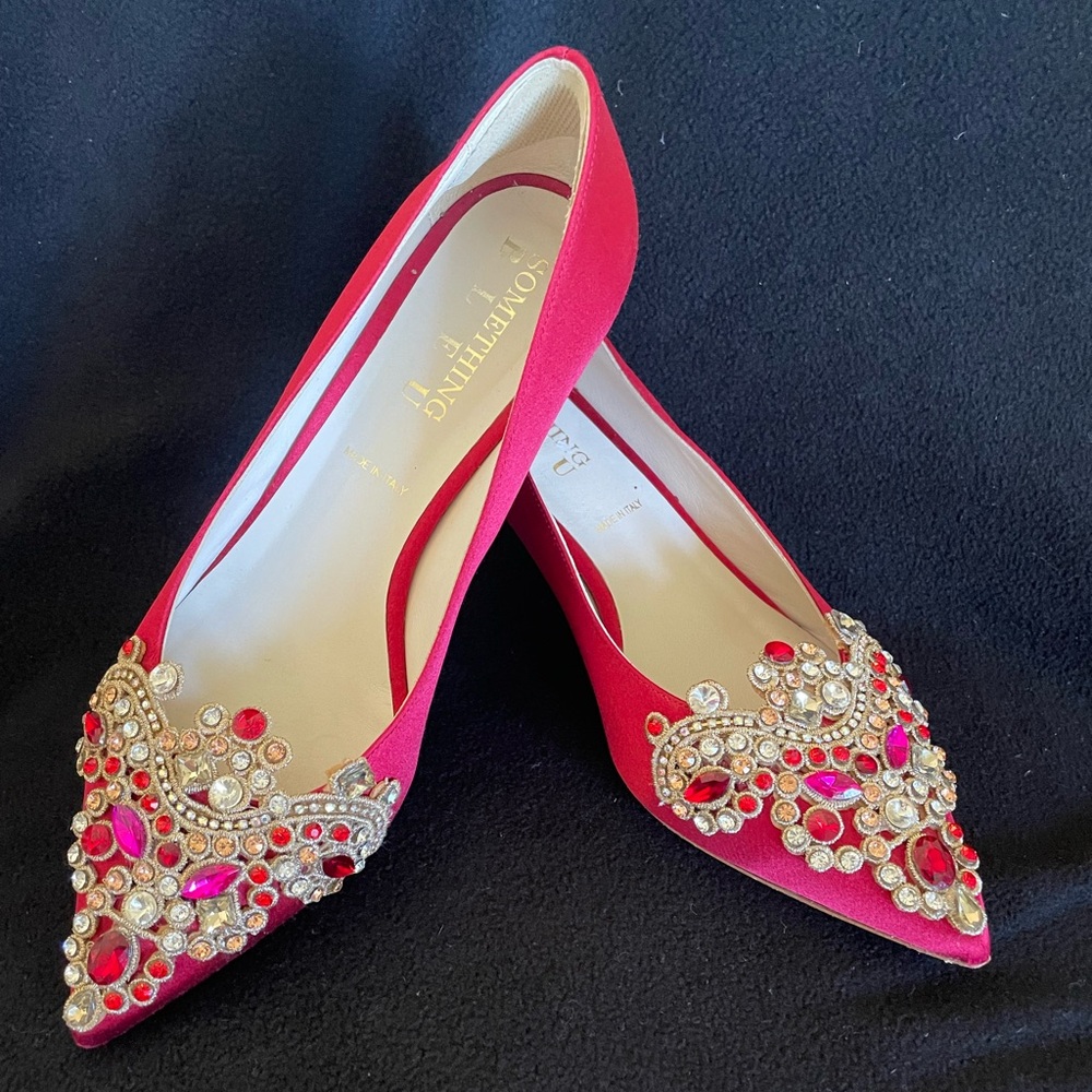 Something Bleu BRINSLEY POINTED TOE KITTEN HEEL